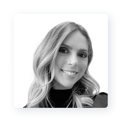 file_InAirWeb_About Us_team photos_Julia_20250401.png